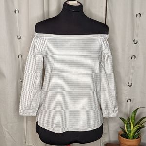 🏷️NWOT Madewell off-shoulder striped blouse XS
